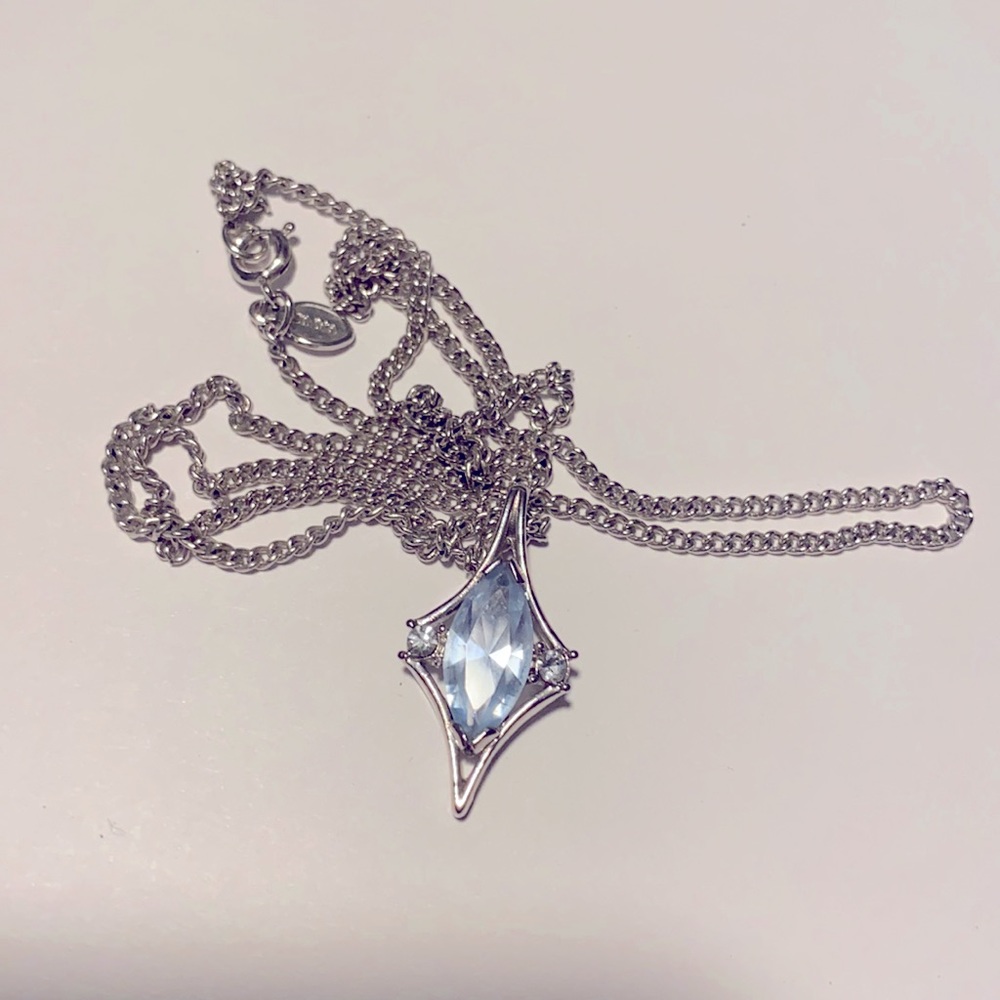 Vintage Avon silver necklace